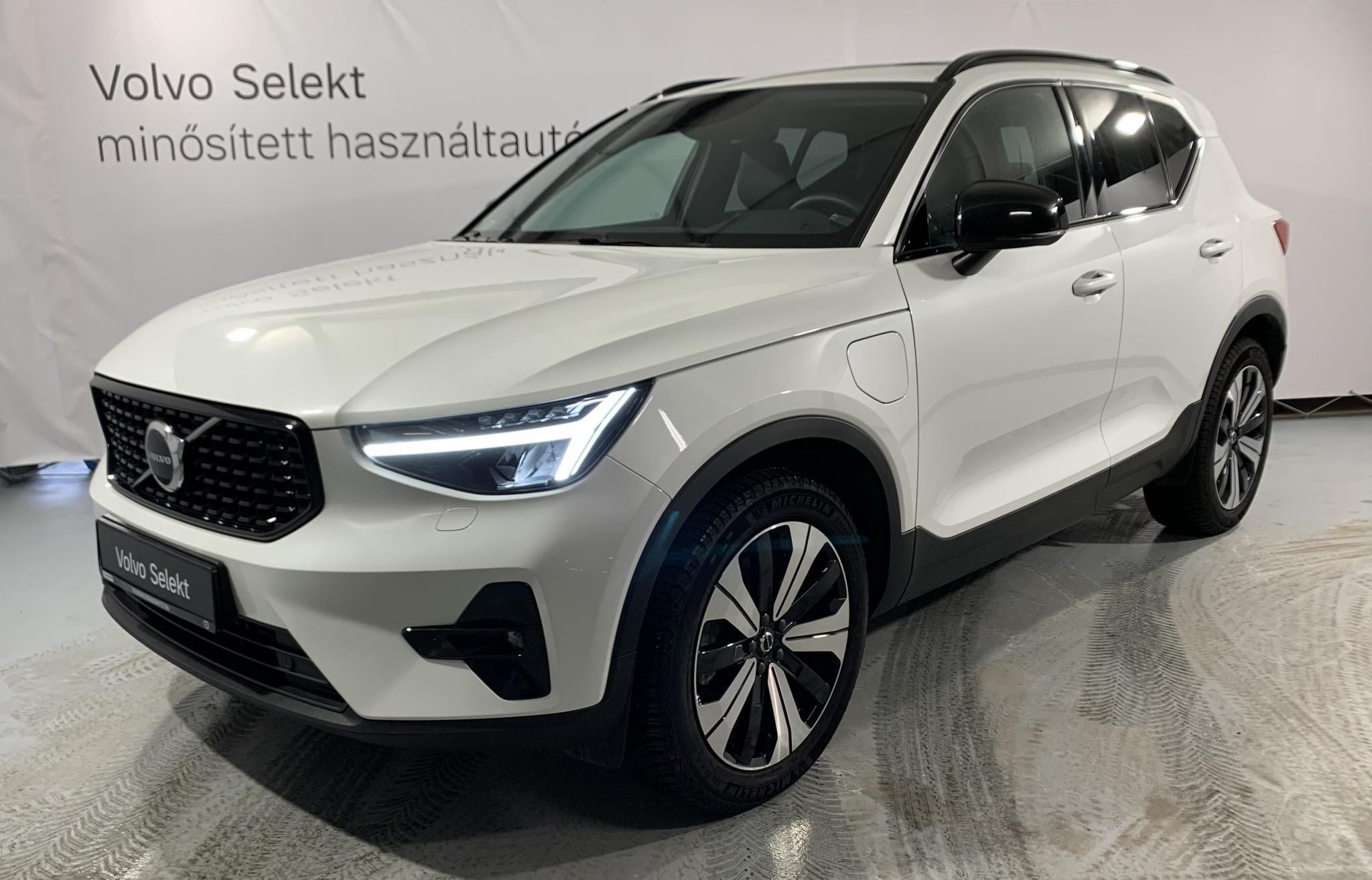 XC40 1.5 [T4] Recharge Ultimate Dark DCT Kiterjesztett garancia. Szervízcsomag!27%-os Áfás!
