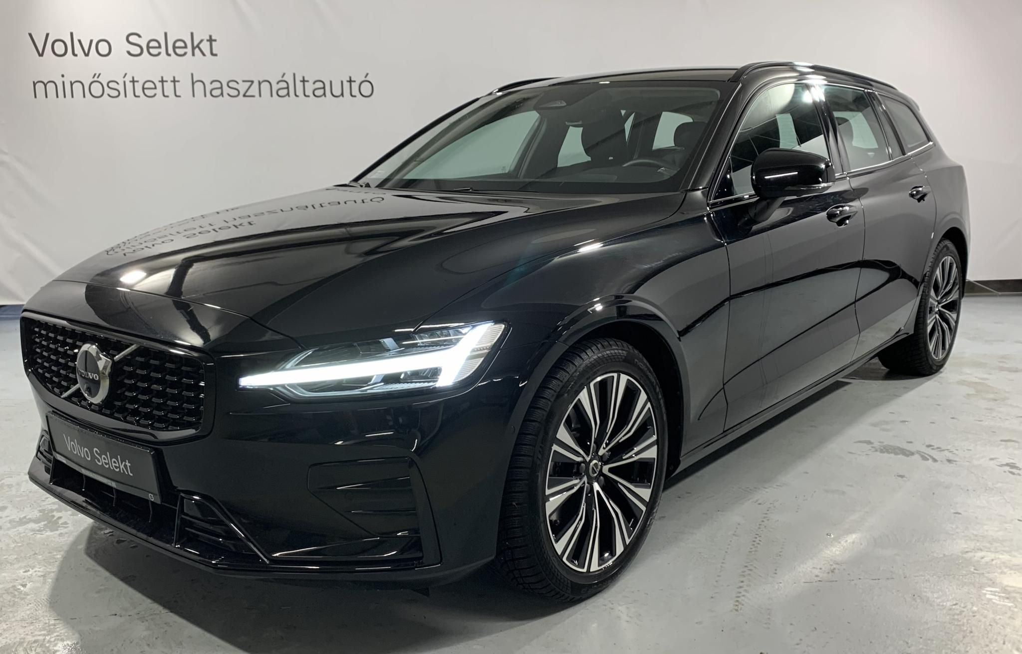 V60 2.0 [B4] MHEV Plus Dark DCT 27%-os áfás számlával!