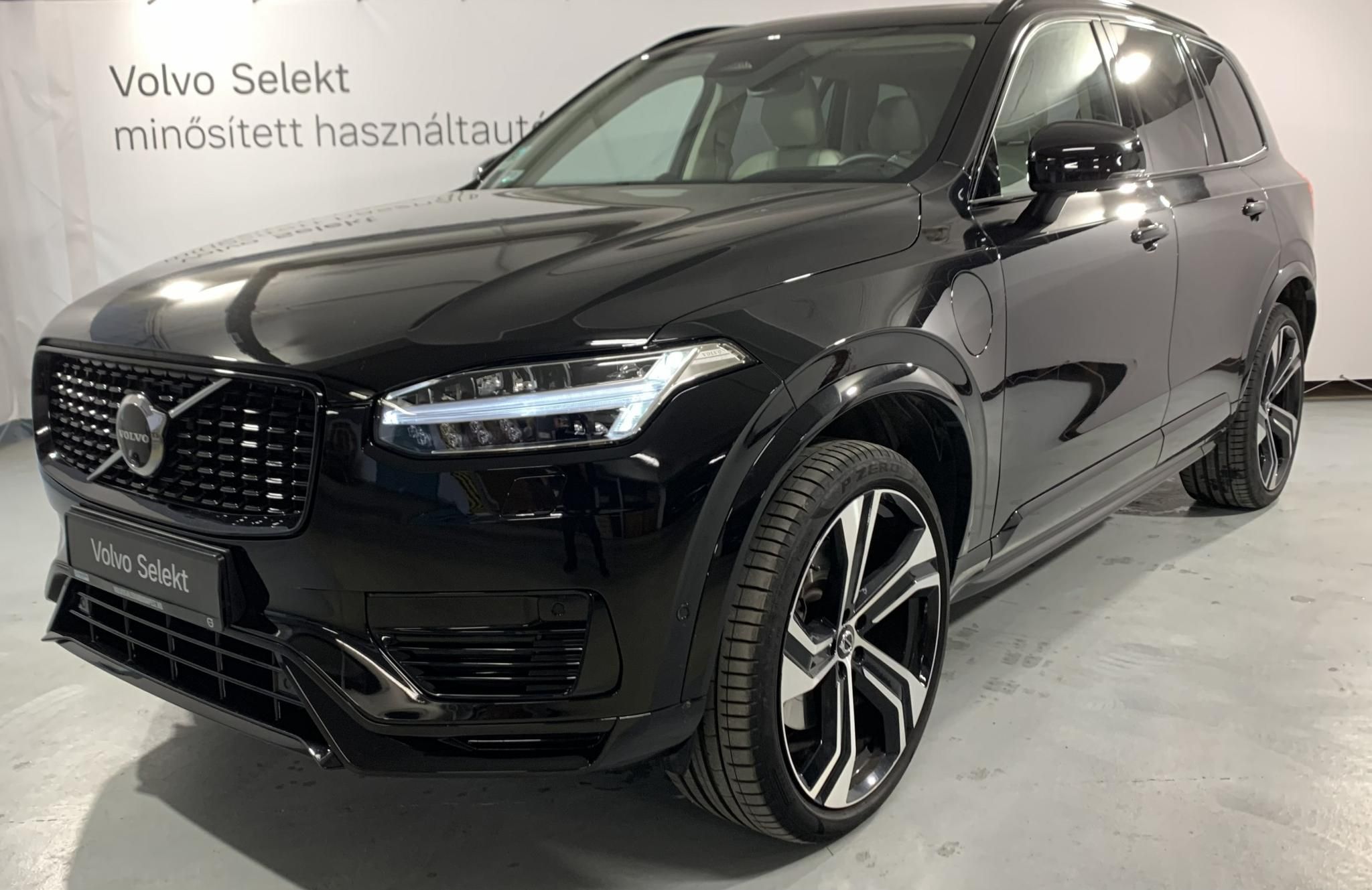 XC90 2.0 [T8] Ultra Dark Geartronic (7 személyes )