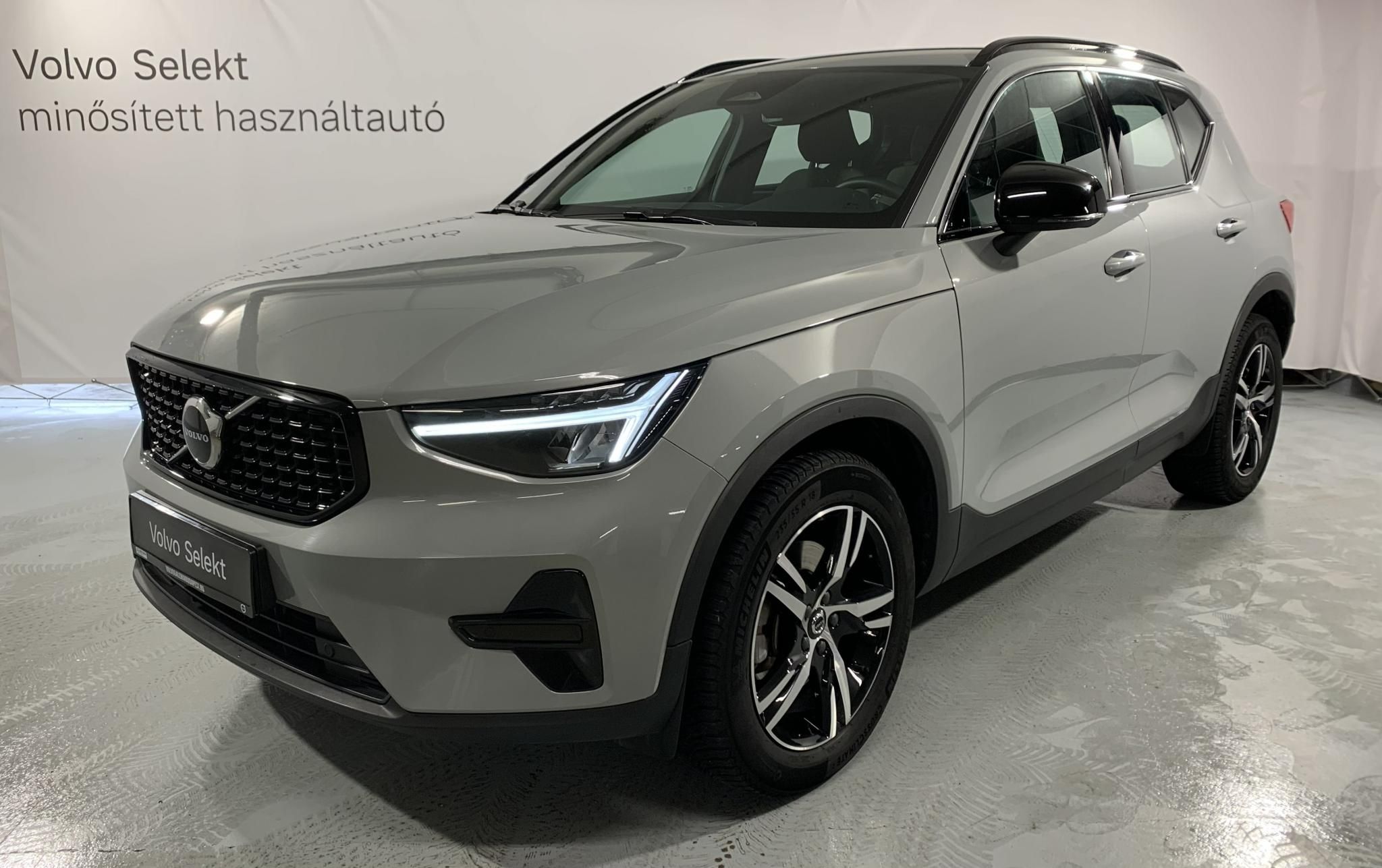 XC40 2.0 [B3] MHEV Plus Dark DCT 27%-os áfás számlával!