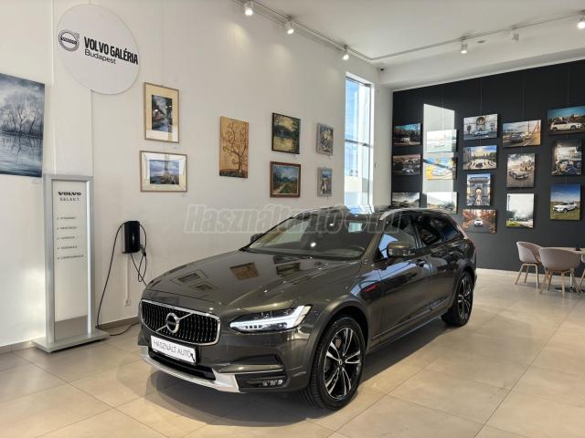 V90 Cross Country 2.0 D [D5] AWD Pro Geartronic