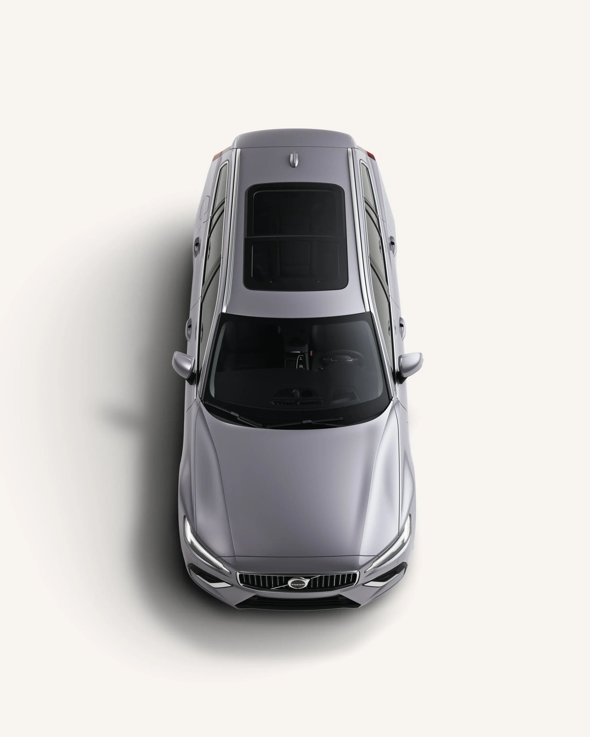 my26_v60_ext_tip_front_phev_4x5